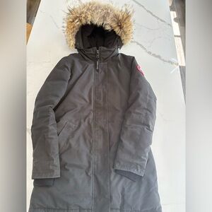 Woman’s Canada Goose Black parka Jacket with Fur Hood